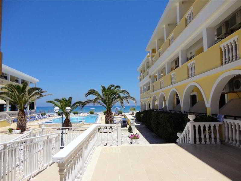 Konstantin Beach 3*